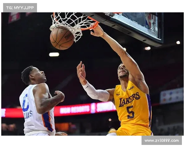 NBA突破上篮技巧解析：如何在高速对抗中完成高效得分